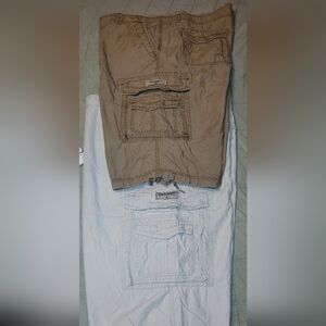 UnionBay White and Tan Cargo Shorts